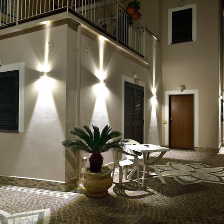 B&B Peonies Castellammare di Stabia Exterior photo