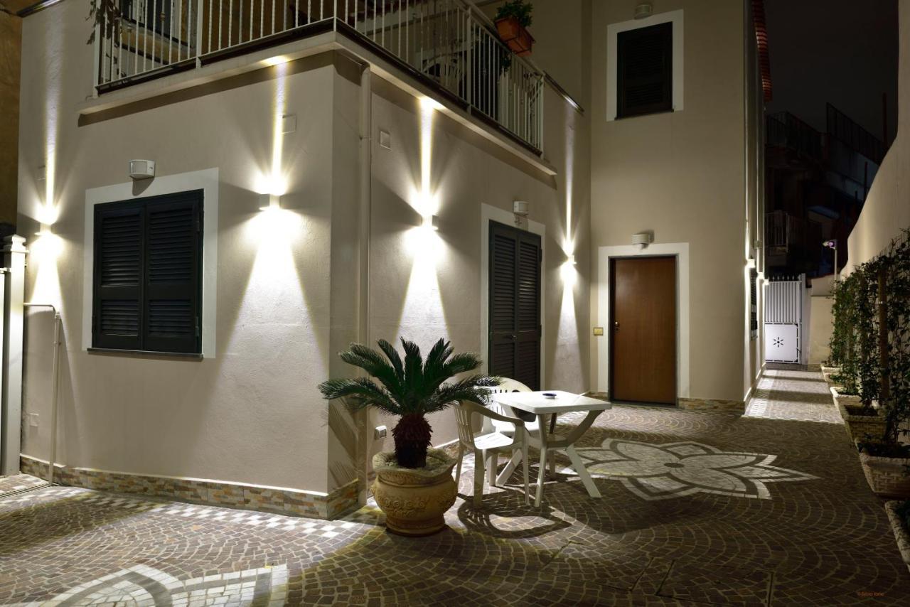 B&B Peonies Castellammare di Stabia Exterior photo